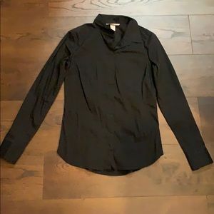 Black collar shirt